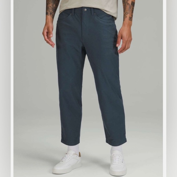 Lululemon ABC Relaxed-Fit Crop Pant *UtilitechIron Blue size 31
